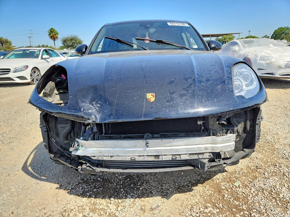 Photo 5 from auction – 2017 PORSCHE MACAN with VIN WP1AA2A5XHLB07850