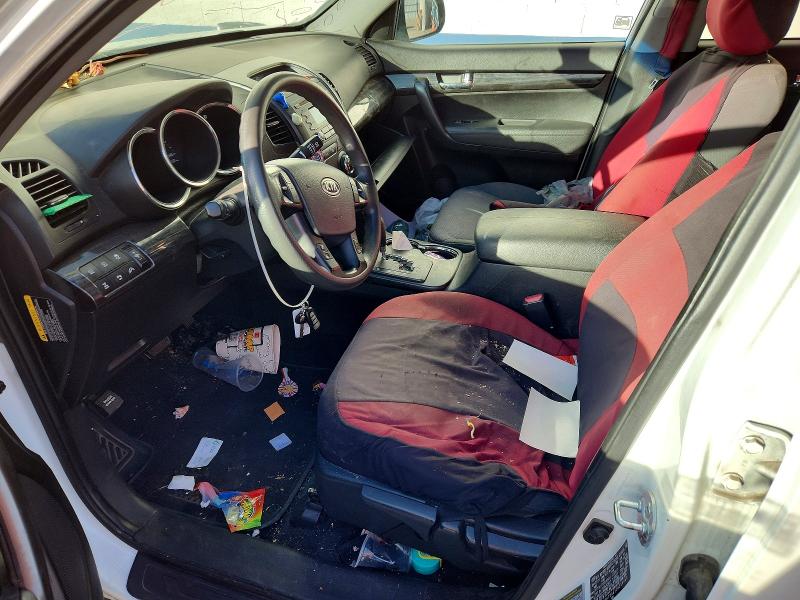 Photo 7 from auction – 2012 KIA SORENTO with VIN 5XYKTDA61CG256463