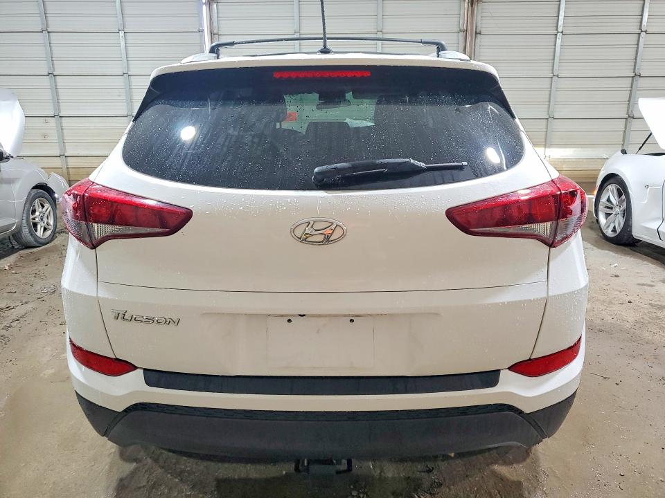 Photo 6 from auction – 2016 HYUNDAI TUCSON with VIN KM8J33A48GU194886