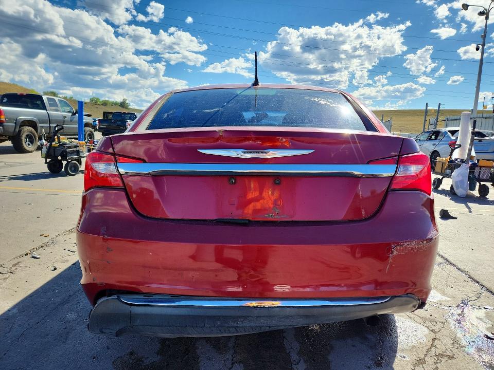 Photo 6 from auction – 2013 CHRYSLER 200 with VIN 1C3CCBAB2DN597004