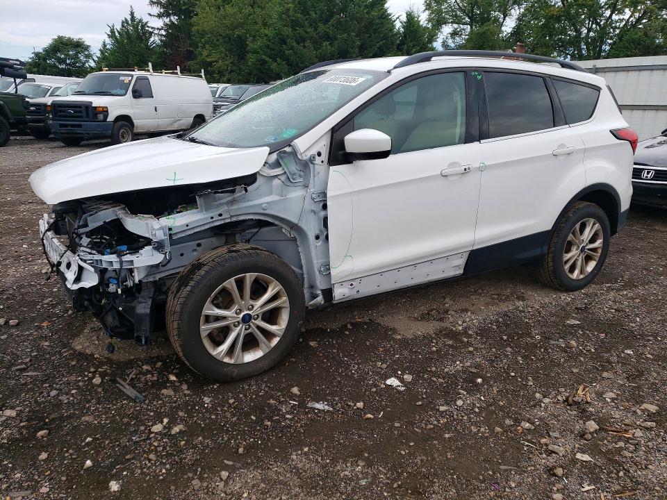 FORD ESCAPE 2019 with VIN 1FMCU9HD9KUB48541 - Photo from auction