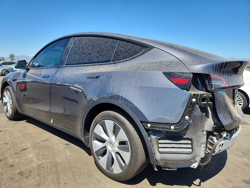 Photo 2 from auction – 2023 TESLA MODEL Y with VIN 7SAYGDEDXPF949734