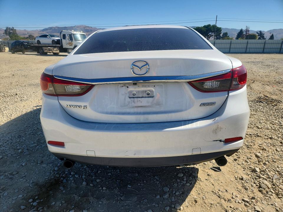 Foto 6 de la subasta – 2016 MAZDA 6 con VIN JM1GJ1U51G1479895