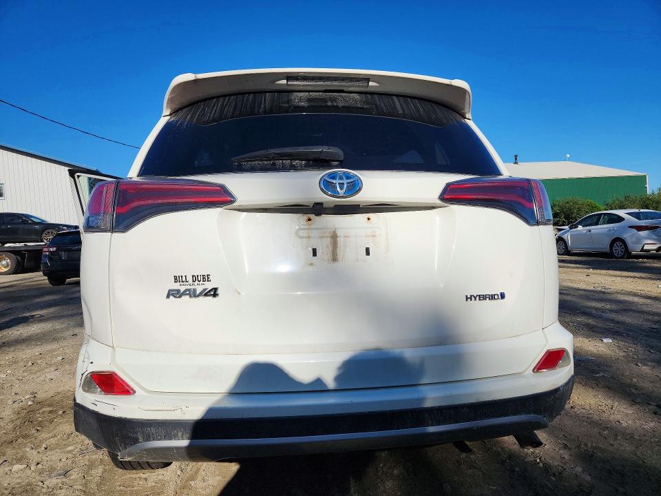 Фото 6 с аукциона – 2018 TOYOTA RAV4 с VIN JTMRJREV7JD202261