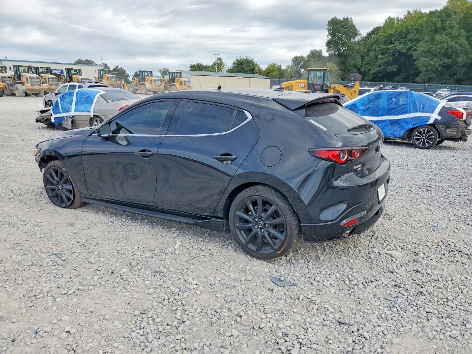 Foto 2 de la subasta – 2023 MAZDA 3 con VIN JM1BPBNY4P1605917