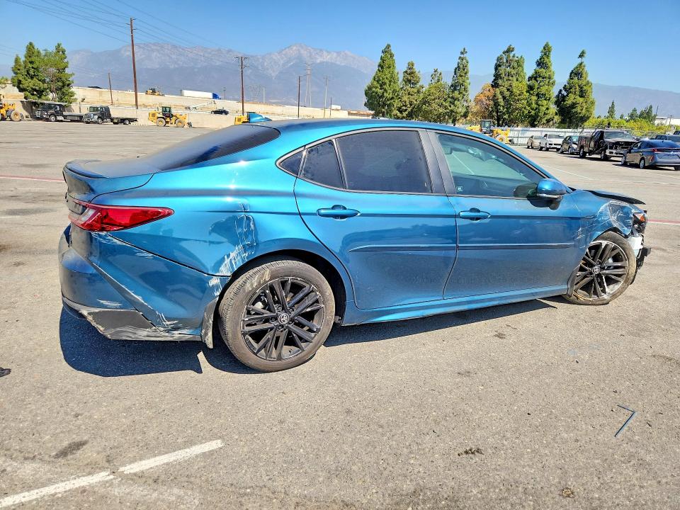 Foto 3 de la subasta – 2025 TOYOTA CAMRY con VIN 4T1DAACK4SU194119