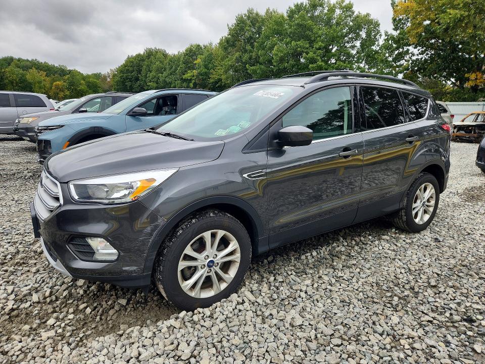 Photo 1 from auction – 2018 FORD ESCAPE with VIN 1FMCU9GD0JUD38292