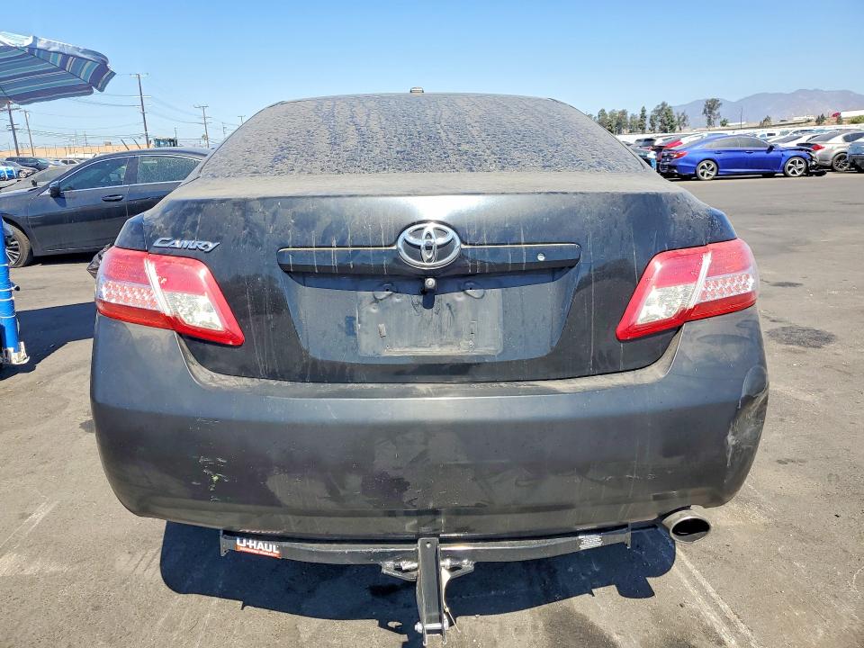 Снимка 6 от търг – 2010 TOYOTA CAMRY с VIN 4T1BF3EKXAU008809