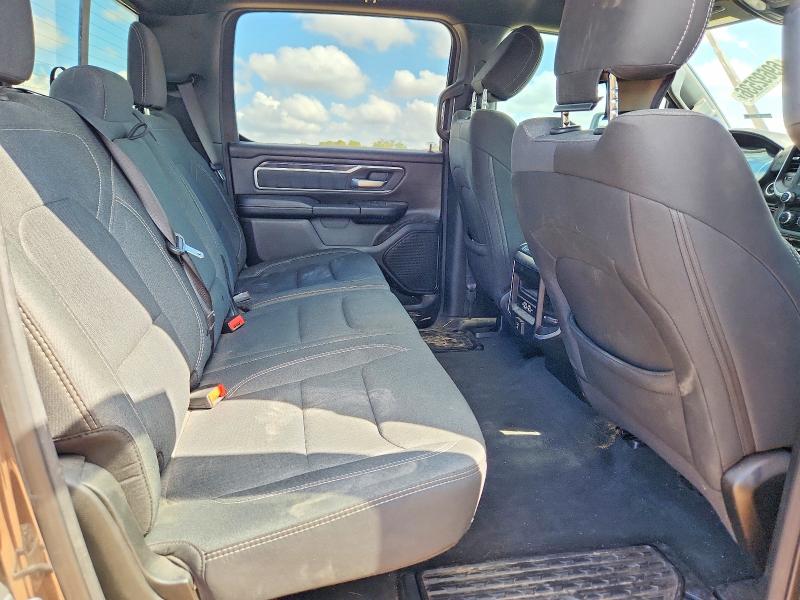 Снимка 10 от търг – 2020 RAM 1500 с VIN 1C6RREFT5LN238565