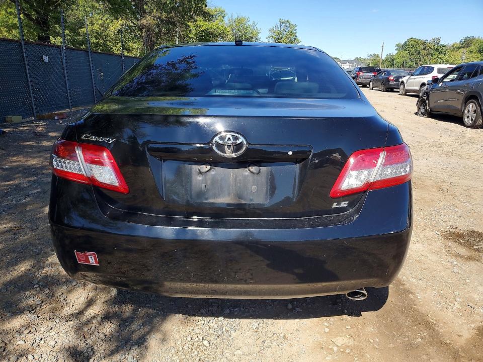 Photo 6 from auction – 2011 TOYOTA CAMRY with VIN 4T1BF3EK8BU157124