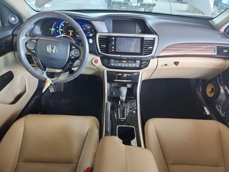 Zdjęcie 8 z aukcji – 2017 HONDA ACCORD z VIN JHMCR6F76HC025441