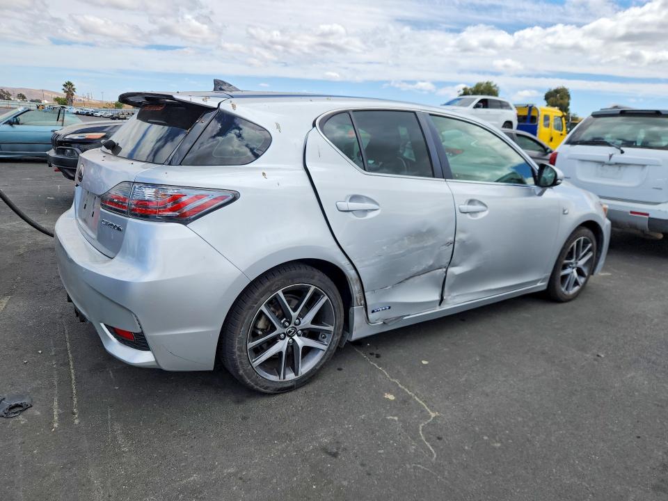 Photo 3 from auction – 2015 LEXUS CT with VIN JTHKD5BH1F2246631