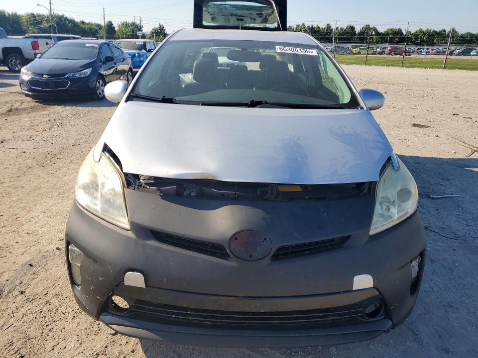 Photo 5 from auction – 2012 TOYOTA PRIUS with VIN JTDKN3DU8C5397554