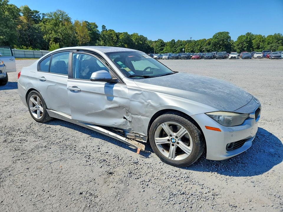 Photo 4 from auction – 2015 BMW 3 SERIES 3 with VIN WBA3B5C5XFP653654