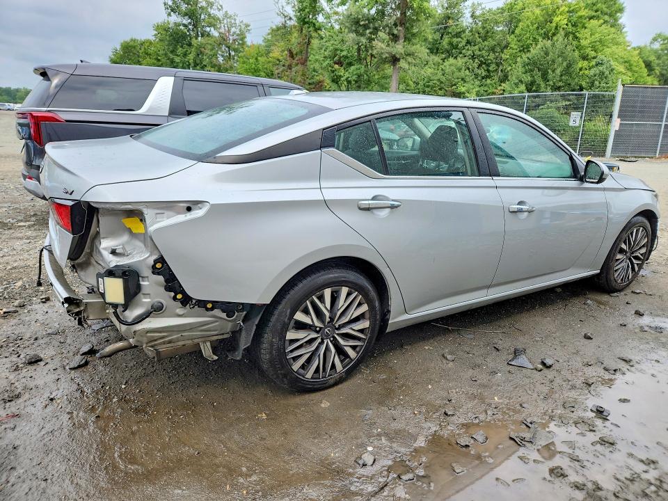 Photo 3 from auction – 2023 NISSAN ALTIMA with VIN 1N4BL4DV1PN363844
