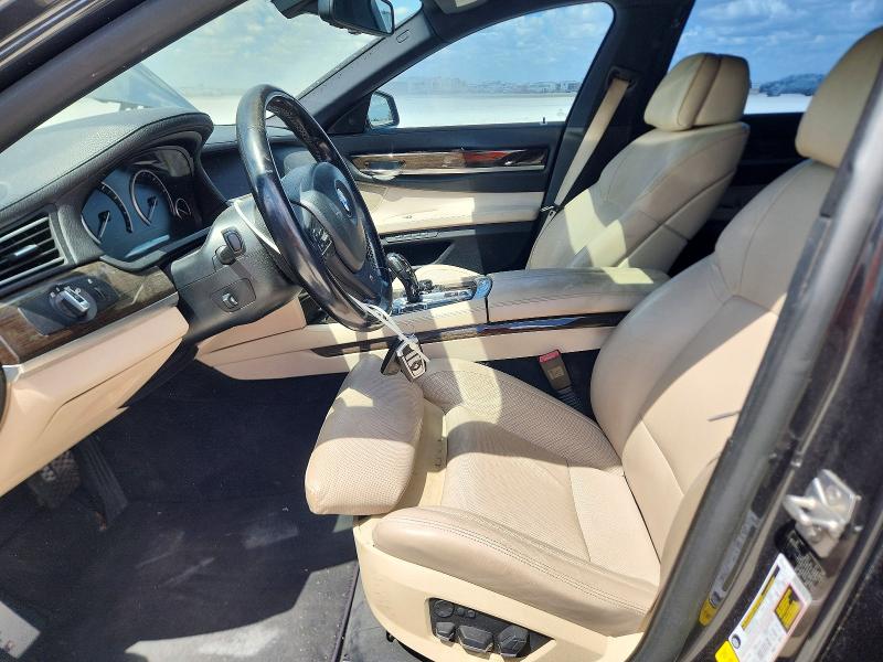 Photo 7 from auction – 2012 BMW 750 with VIN WBAKB8C57CC965317