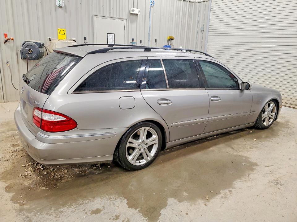 Photo 3 from auction – 2005 MERCEDES-BENZ E-CLASS E500 with VIN WDBUH83J05X165914