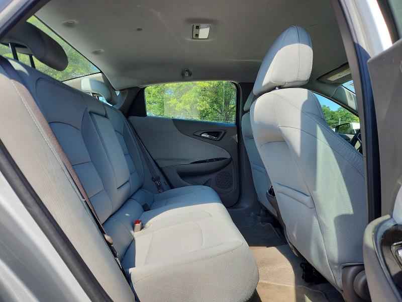 Photo 10 from auction – 2017 CHEVROLET MALIBU with VIN 1G1ZE5STXHF229963