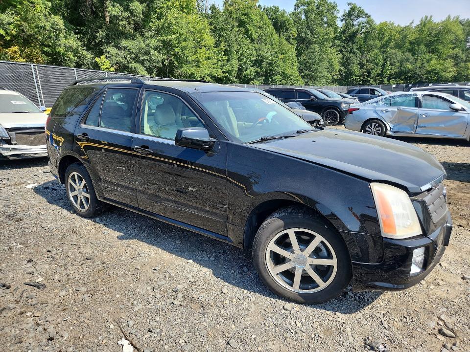 Photo 4 from auction – 2004 CADILLAC SRX with VIN 1GYEE63A740175523