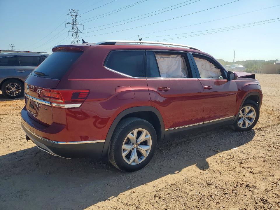 Photo 3 from auction – 2018 VOLKSWAGEN ATLAS with VIN 1V2ER2CA6JC539569