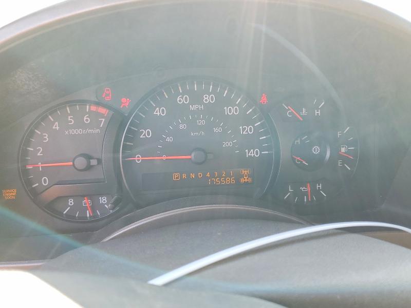 Photo 9 from auction – 2004 NISSAN TITAN with VIN 1N6AA07B34N545947