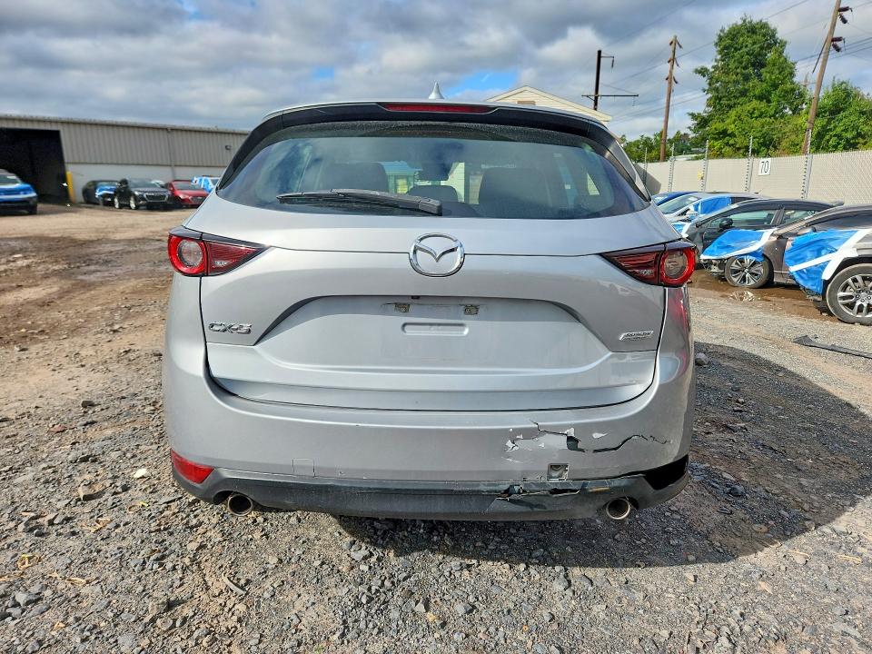 Foto 6 de la subasta – 2019 MAZDA CX-5 con VIN JM3KFABM5K1507221