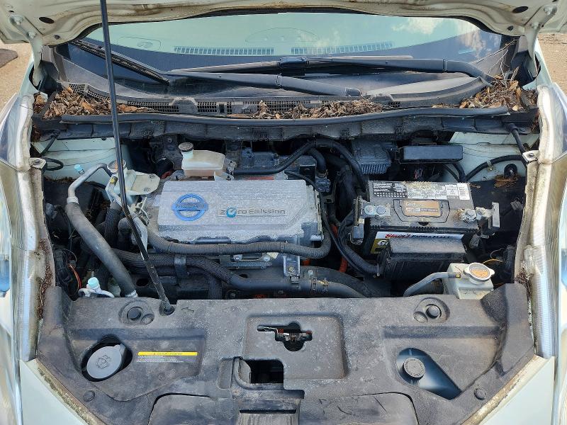 Photo 11 from auction – 2012 NISSAN LEAF with VIN JN1AZ0CP2CT023286