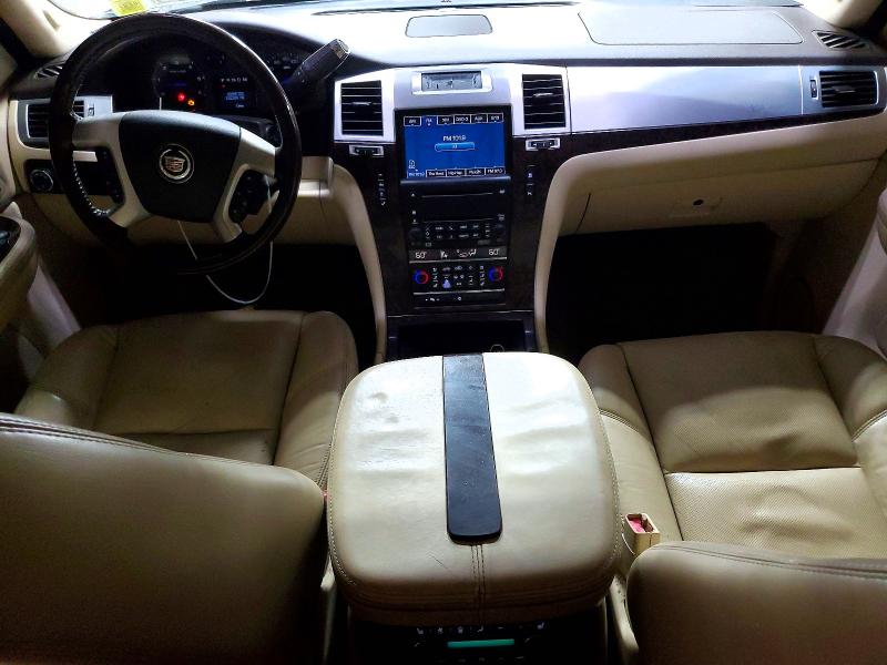 Photo 8 from auction – 2007 CADILLAC ESCALADE with VIN 1GYFK63847R167163