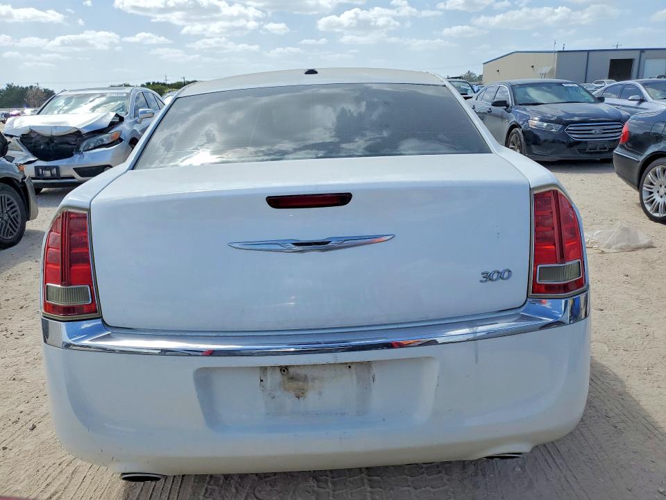 Photo 6 from auction – 2012 CHRYSLER 300 with VIN 2C3CCAAG5CH135047