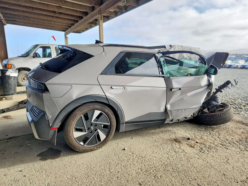 Снимка 3 от търг – 2025 HYUNDAI IONIQ 5 с VIN 7YAKN4DA7SY029657