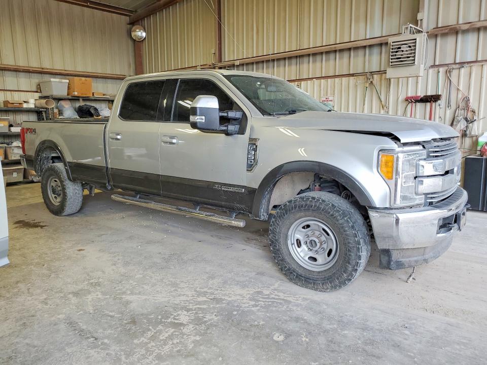 Photo 4 from auction – 2017 FORD F350 with VIN 1FT8W3BT2HED16735