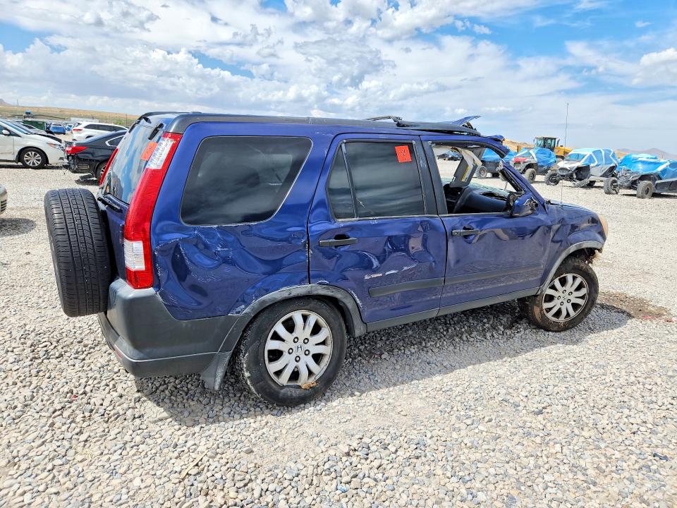 Photo 3 from auction – 2005 HONDA CR-V with VIN JHLRD78805C039825