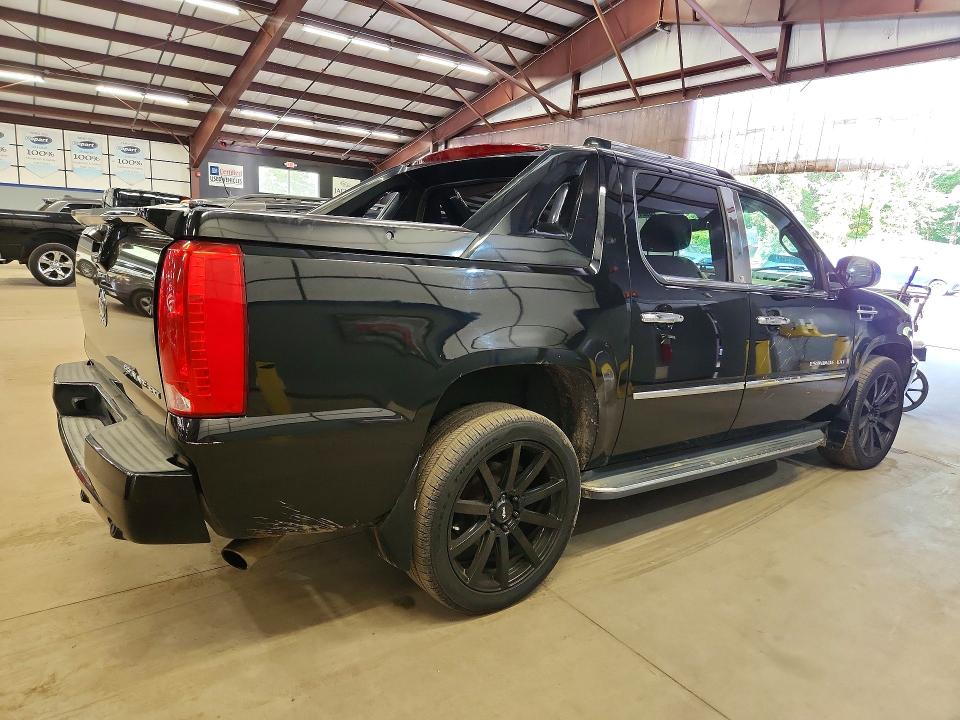 Photo 3 from auction – 2008 CADILLAC ESCALADE with VIN 3GYFK62828G166452