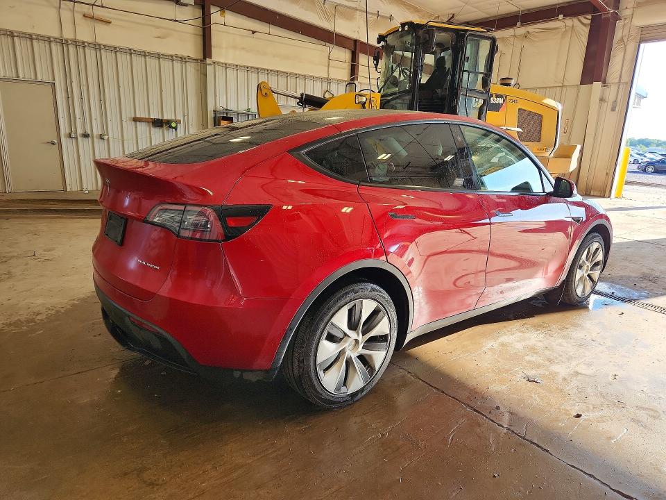 Zdjęcie 3 z aukcji – 2023 TESLA MODEL Y z VIN 7SAYGDEE2PF780222
