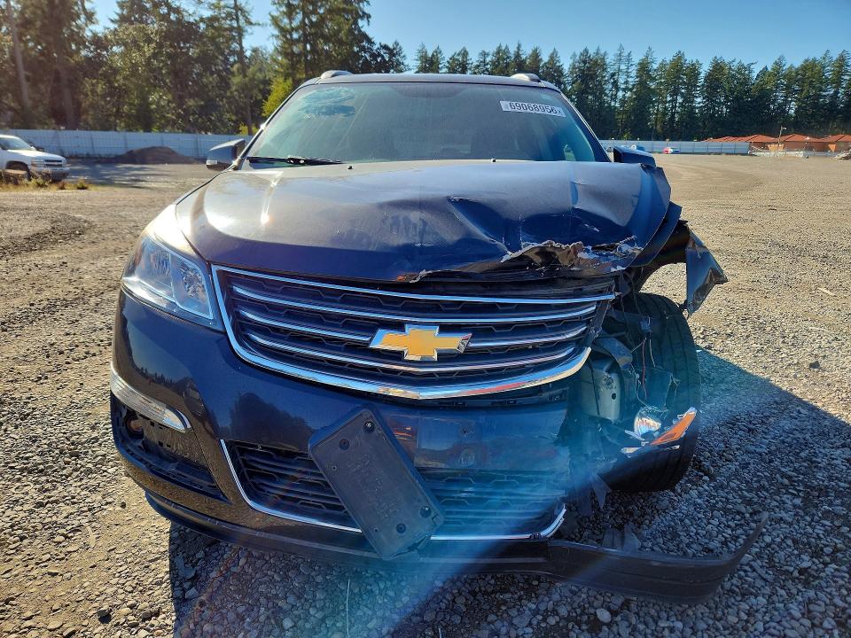 Photo 5 from auction – 2017 CHEVROLET TRAVERSE with VIN 1GNKVGKD6HJ284220
