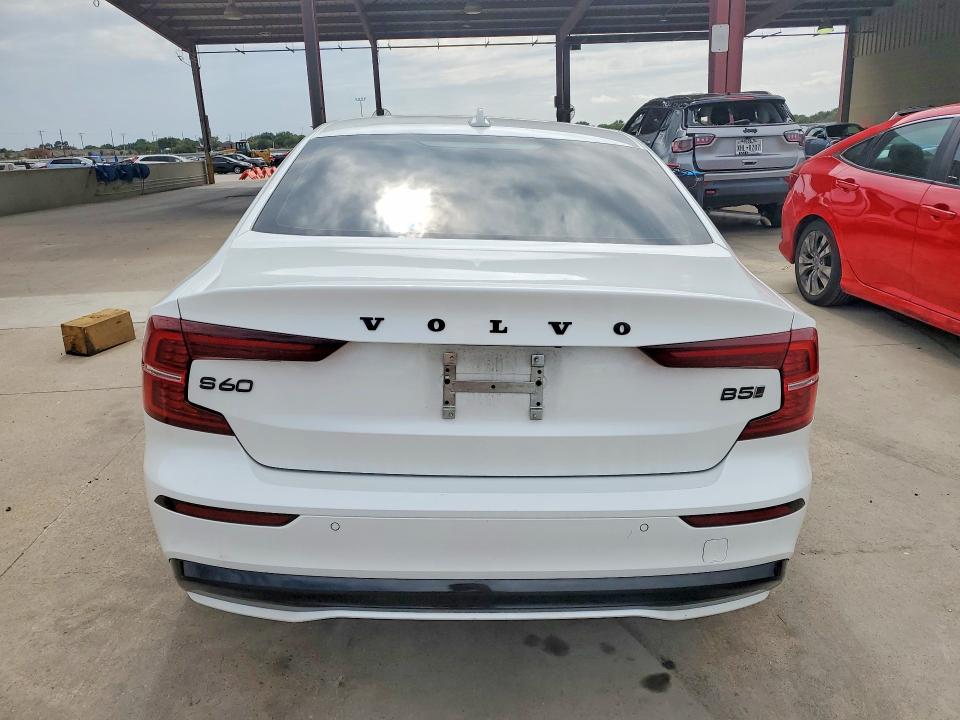 Foto 6 de la subasta – 2024 VOLVO S60 con VIN 7JRL12TH7RG284773