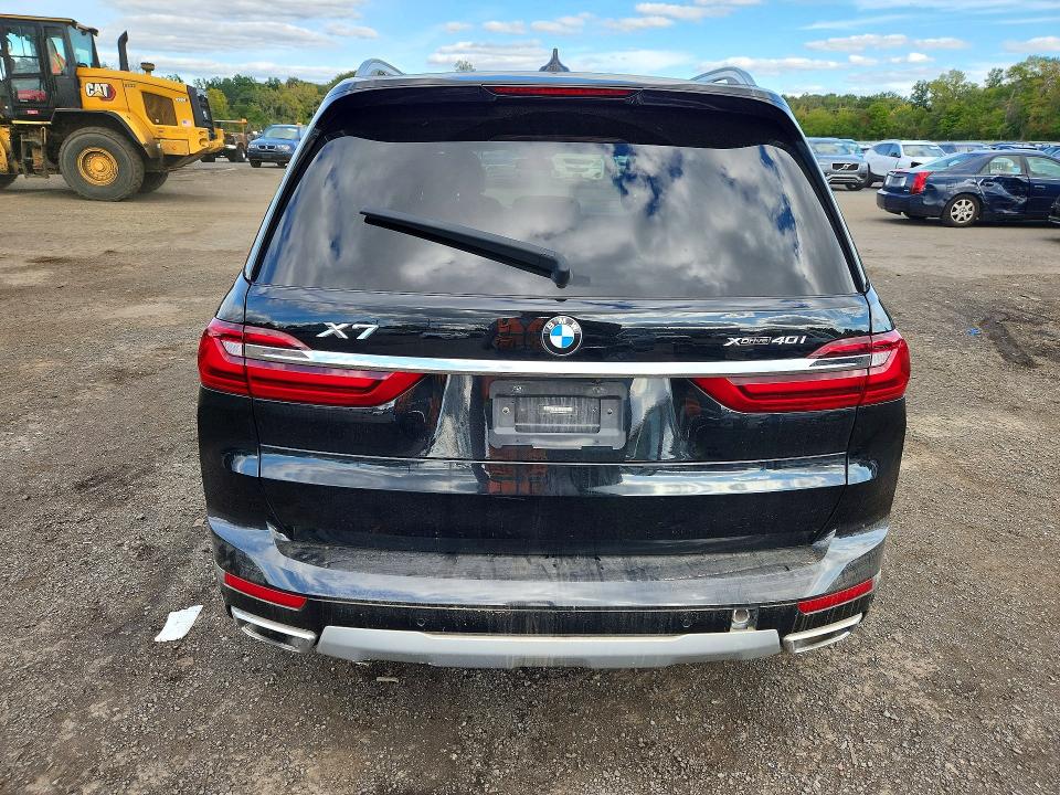 Zdjęcie 6 z aukcji – 2022 BMW X7 z VIN 5UXCW2C07N9M34792