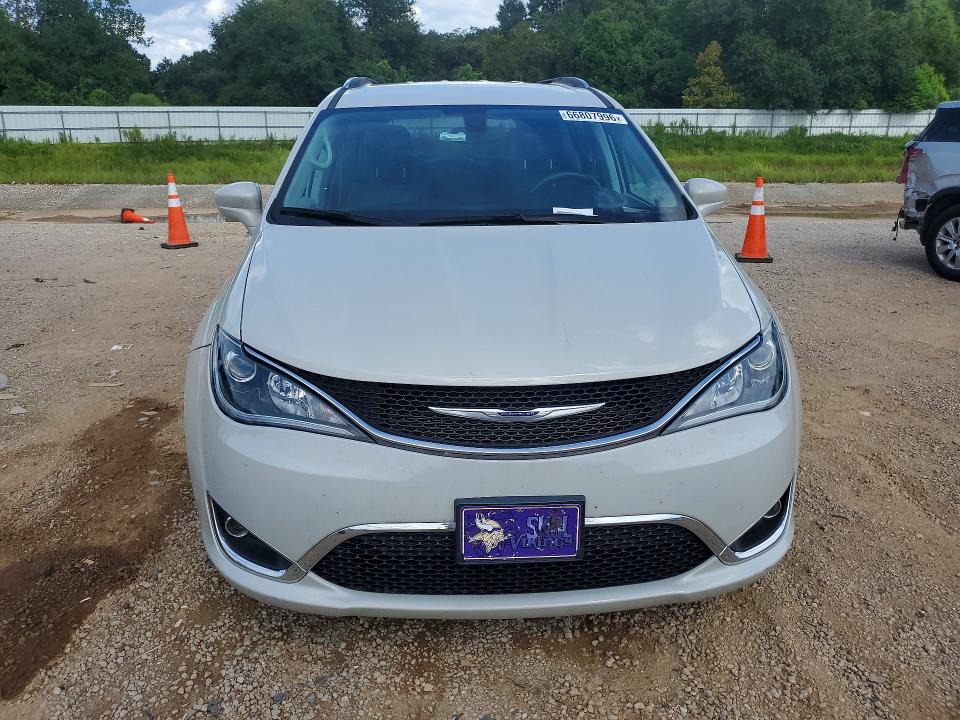Photo 5 from auction – 2020 CHRYSLER PACIFICA with VIN 2C4RC1EG2LR103490
