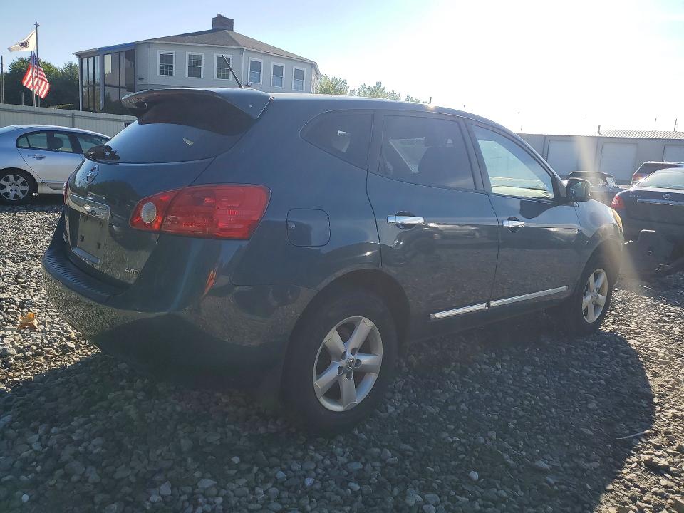 Photo 3 from auction – 2013 NISSAN ROGUE with VIN JN8AS5MV8DW605134