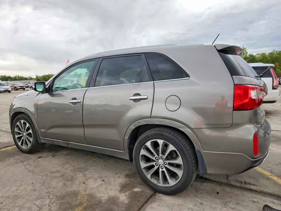 Photo 2 from auction – 2014 KIA SORENTO with VIN 5XYKWDA7XEG431375