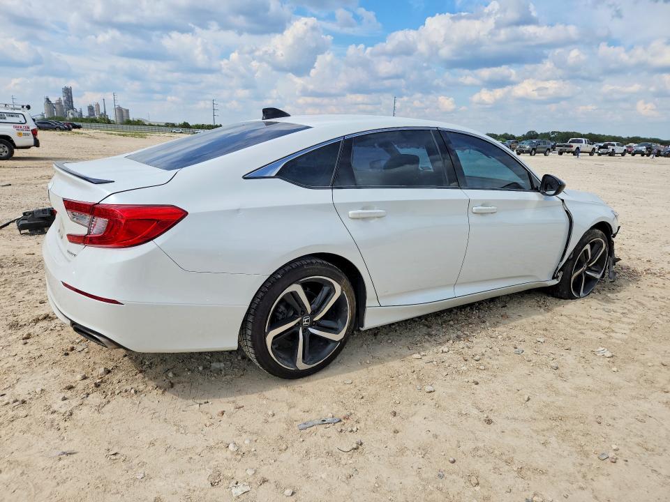 Снимка 3 от търг – 2022 HONDA ACCORD с VIN 1HGCV1F35NA086222