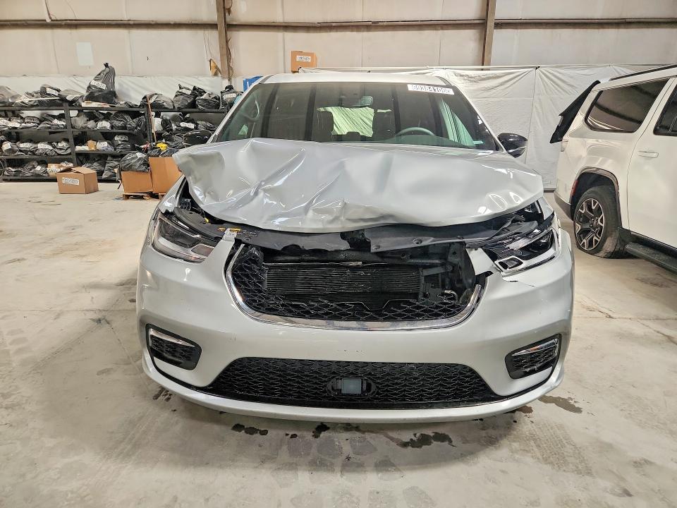 Снимка 5 от търг – 2026 CHRYSLER PACIFICA с VIN 2C4RC1BG8TR193362