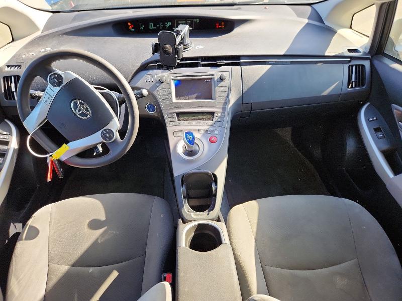 Zdjęcie 8 z aukcji – 2015 TOYOTA PRIUS z VIN JTDKN3DU1F0424336