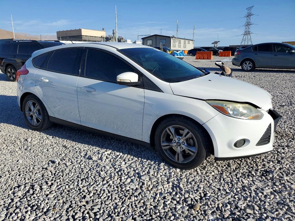 Снимка 4 от търг – 2013 FORD FOCUS с VIN 1FADP3K26DL363135