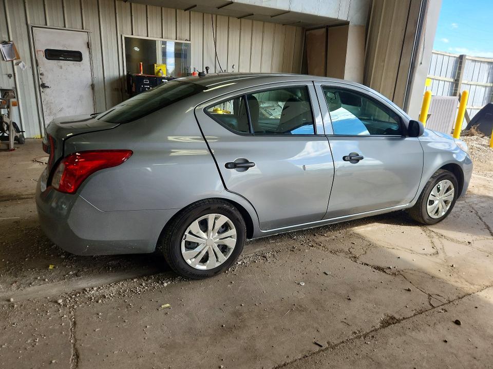 Снимка 3 от търг – 2012 NISSAN VERSA с VIN 3N1CN7AP1CL946279