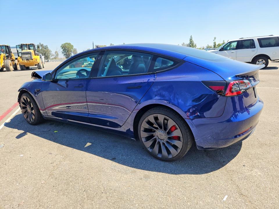 Снимка 2 от търг – 2022 TESLA MODEL 3 с VIN 5YJ3E1EC3NF358483
