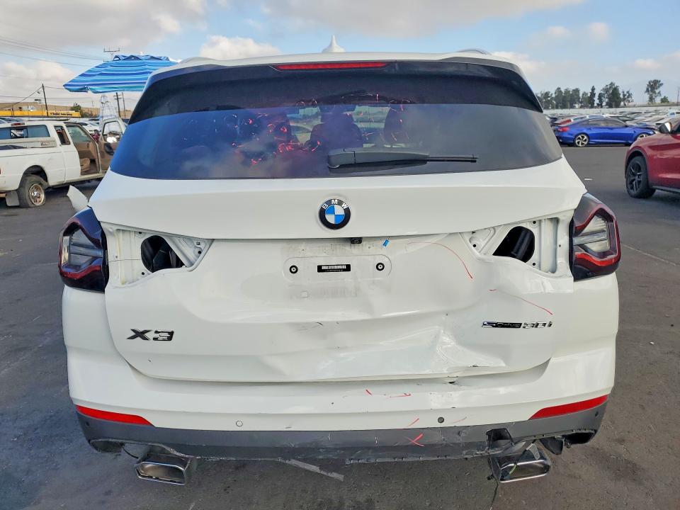 Photo 6 from auction – 2023 BMW X3 with VIN 5UX43DP03P9T08418