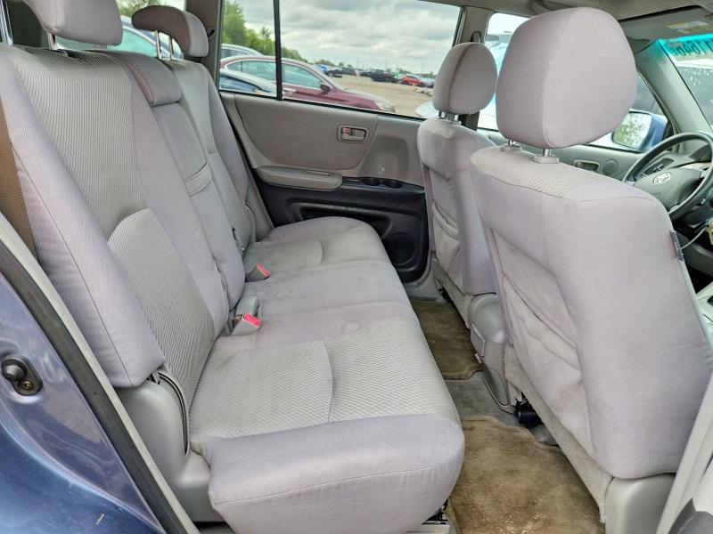 Photo 11 from auction – 2005 TOYOTA HIGHLANDER with VIN JTEDP21A050053882