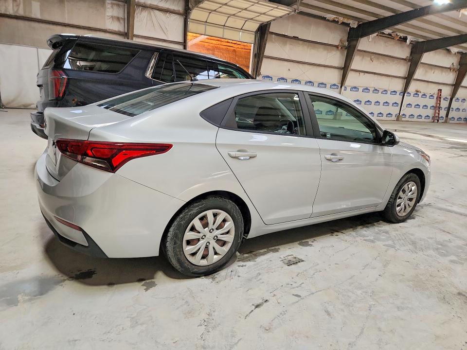 Photo 3 from auction – 2020 HYUNDAI ACCENT with VIN 3KPC24A61LE101772