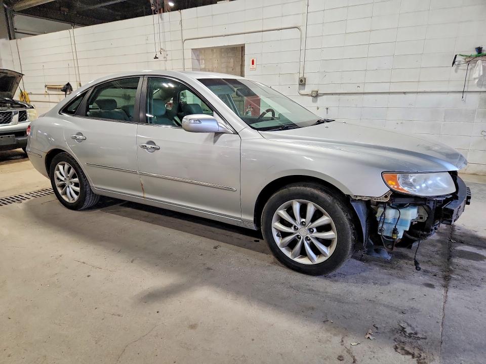 Photo 4 from auction – 2008 HYUNDAI AZERA with VIN KMHFC46F38A305255